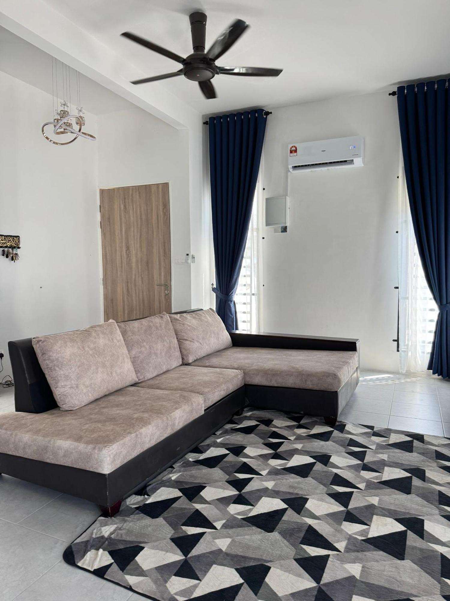 Lapang Tuju Private Pool Sungai Petani