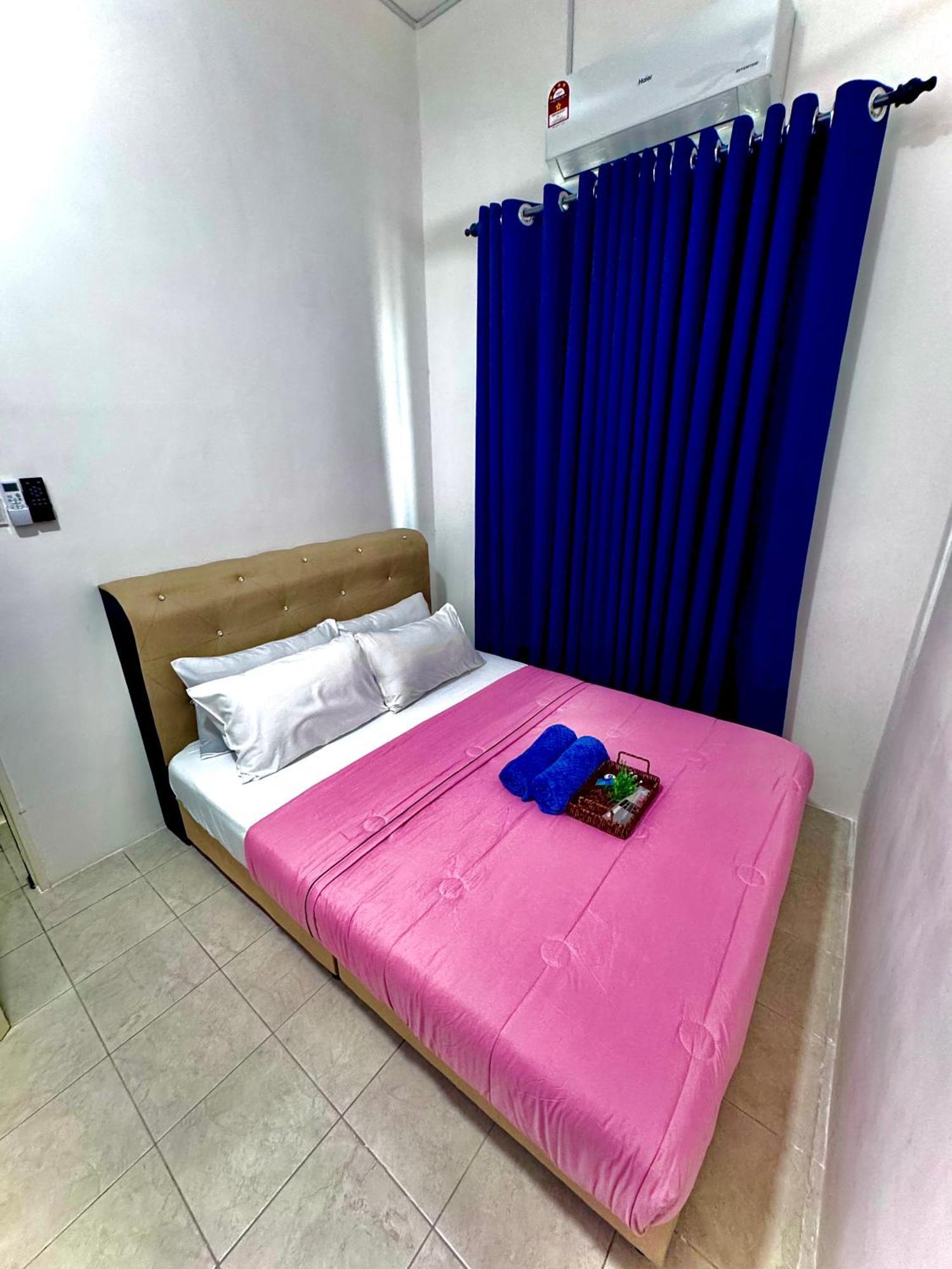 Lapang Tuju Private Pool Rumah percutian