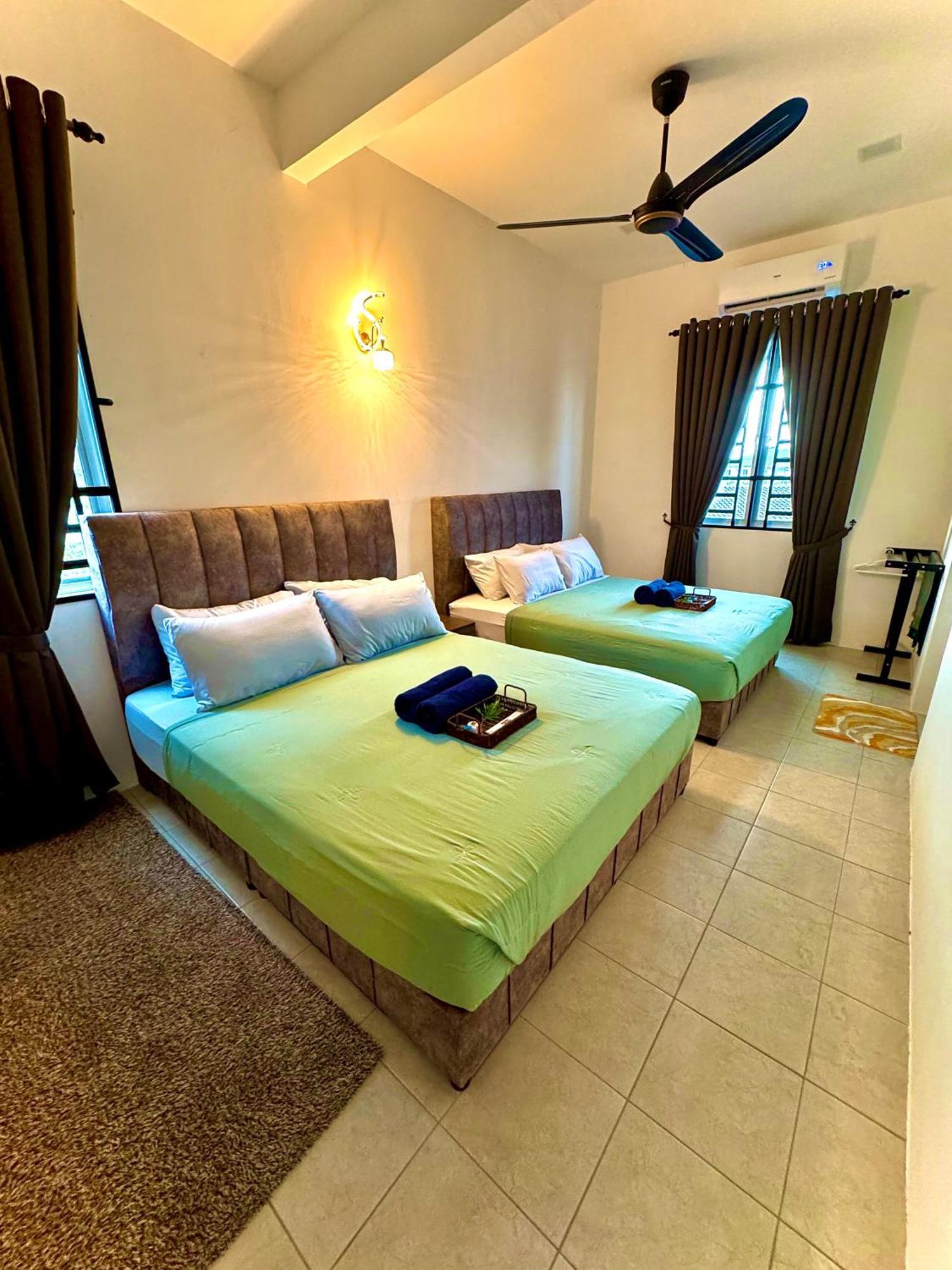 Lapang Tuju Private Pool *